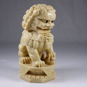 Vintage resin carved Fu dog, Female shishi foo dog guardian lion, home Yin Yang